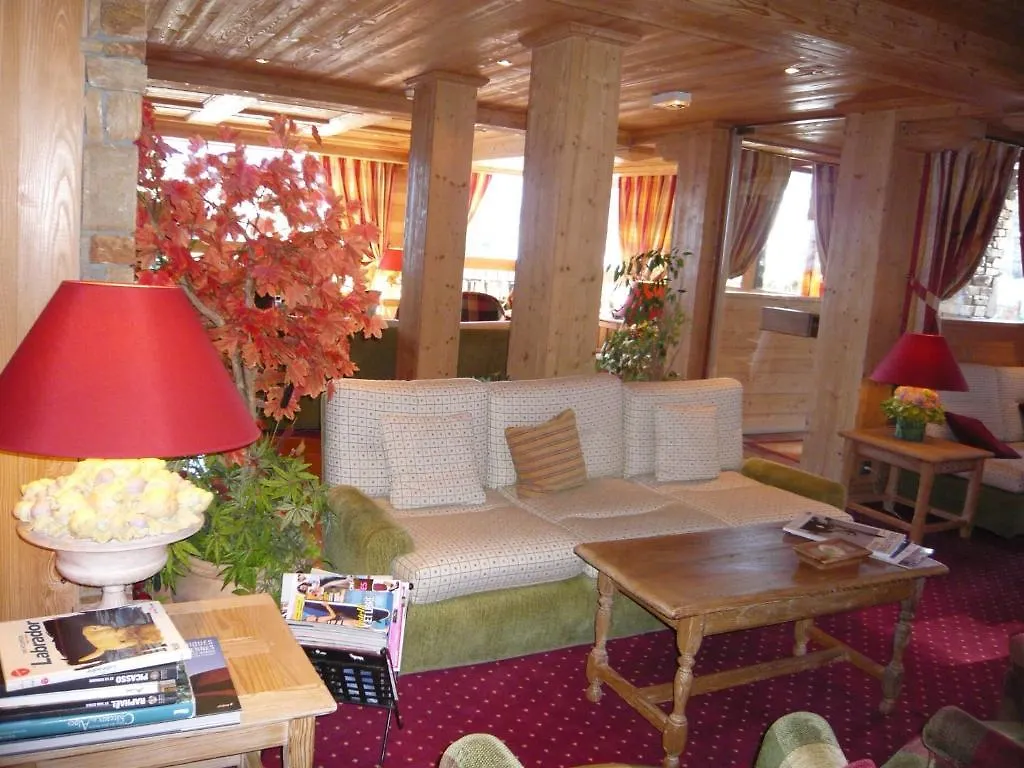 Aux Ducs De Savoie Hotel Combloux